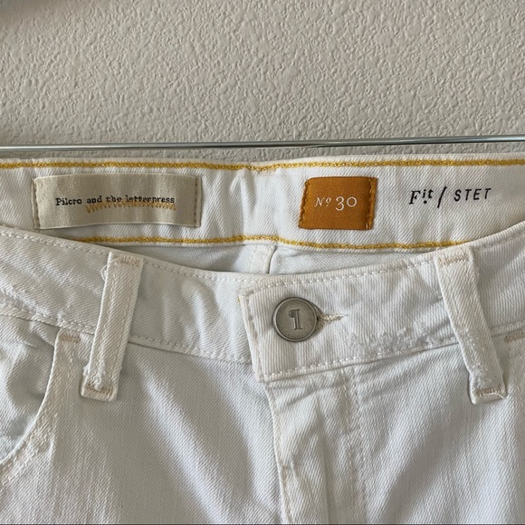 Pilcro and the Letterpress white jean Anthropologie shorts - Picture 3 of 9